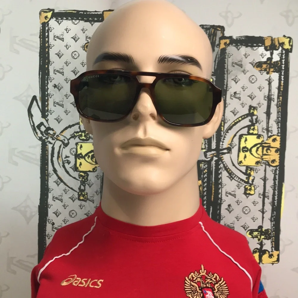 New Authentic Gucci GG0925s 002 Tortoiseshell Sunglasses with Green Lenses
